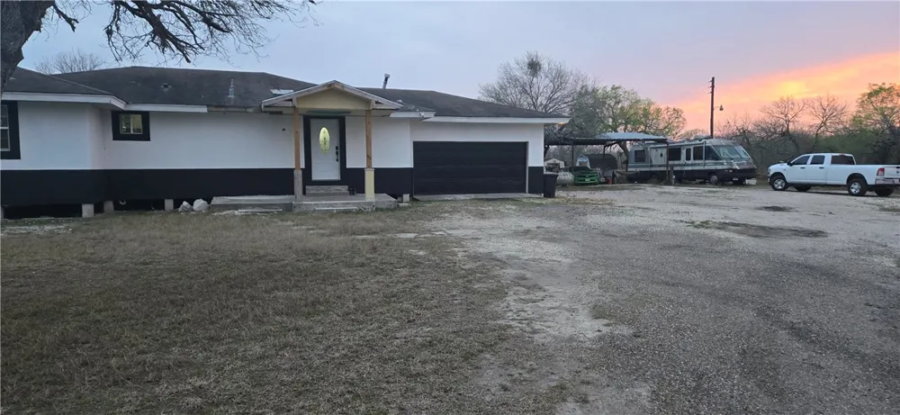 14135 County Road 1144 Sinton, TX 78387