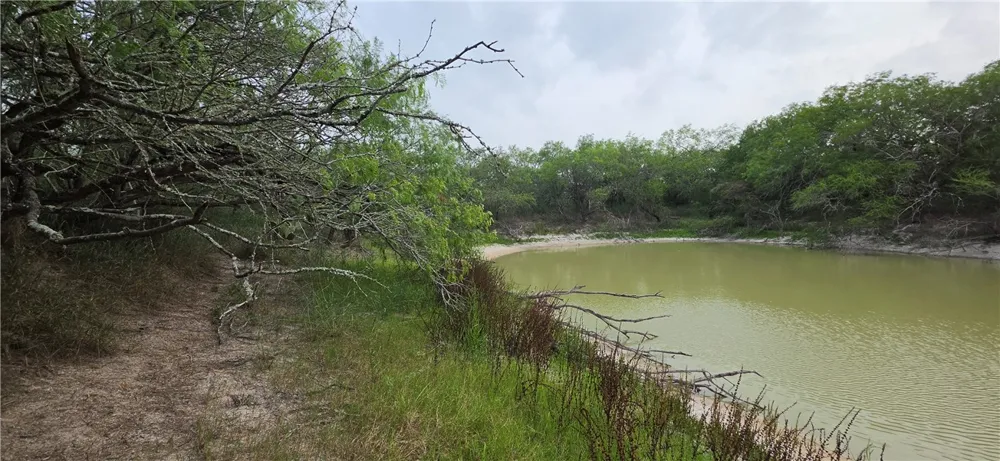 14135 County Road 1144 Sinton, TX 78387