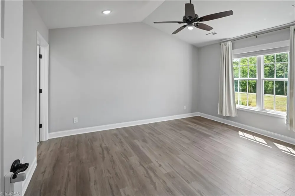 122 Fosstorall Road King, NC 27021