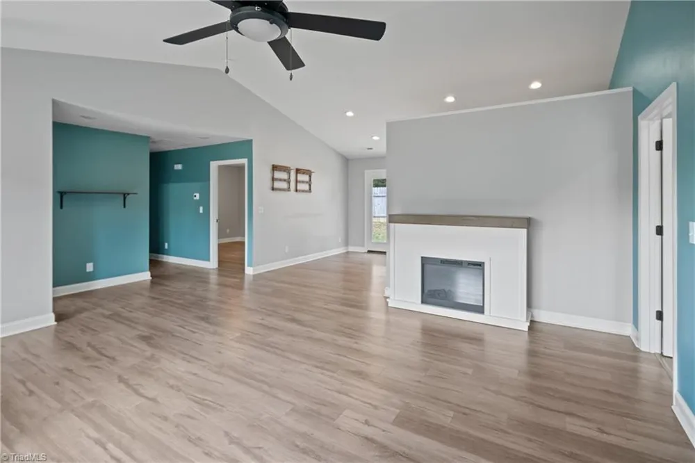 122 Fosstorall Road King, NC 27021