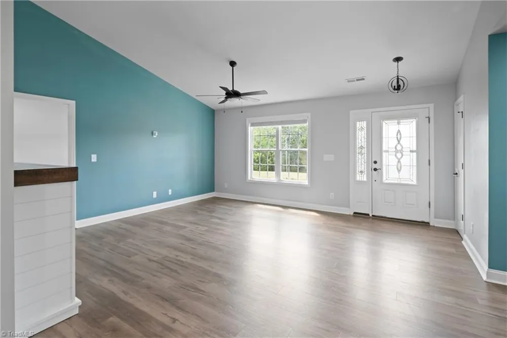 122 Fosstorall Road King, NC 27021