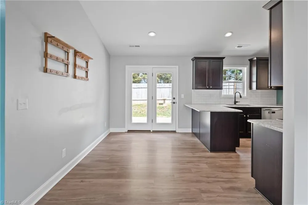 122 Fosstorall Road King, NC 27021
