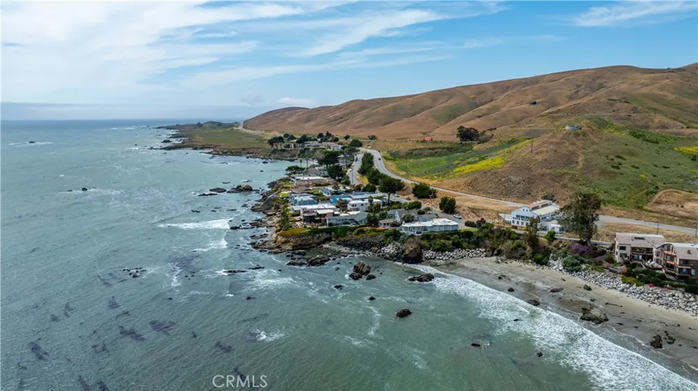 561 Lucerne Cayucos, CA 93430