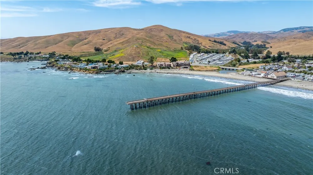 561 Lucerne Cayucos, CA 93430