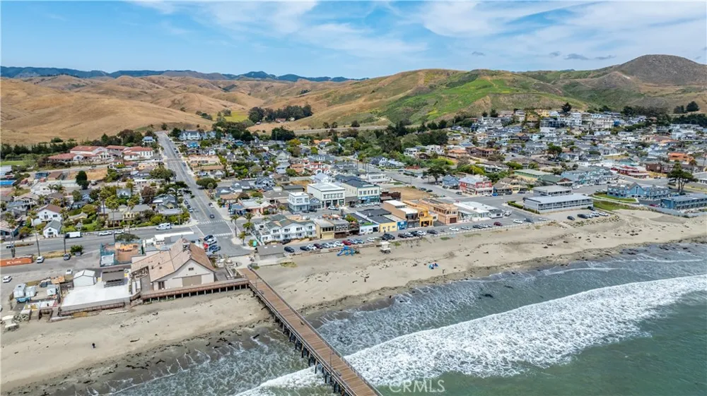 561 Lucerne Cayucos, CA 93430