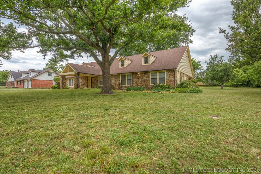 610 177th East Avenue Catoosa, OK 74015