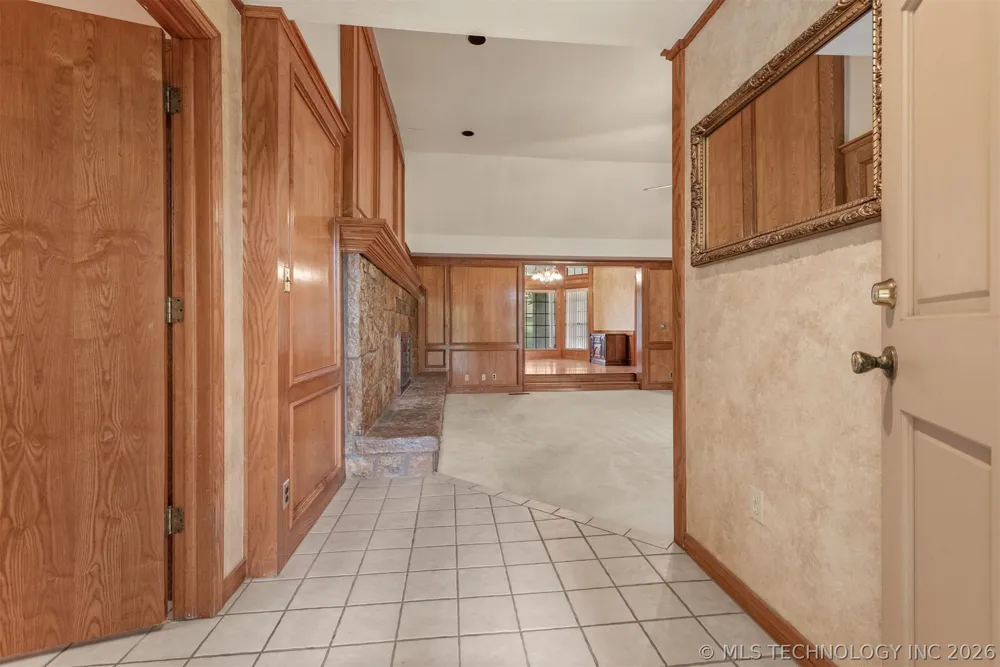 610 177th East Avenue Catoosa, OK 74015