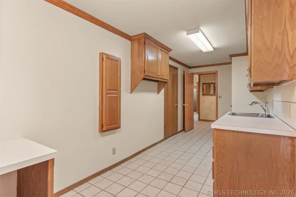 610 177th East Avenue Catoosa, OK 74015