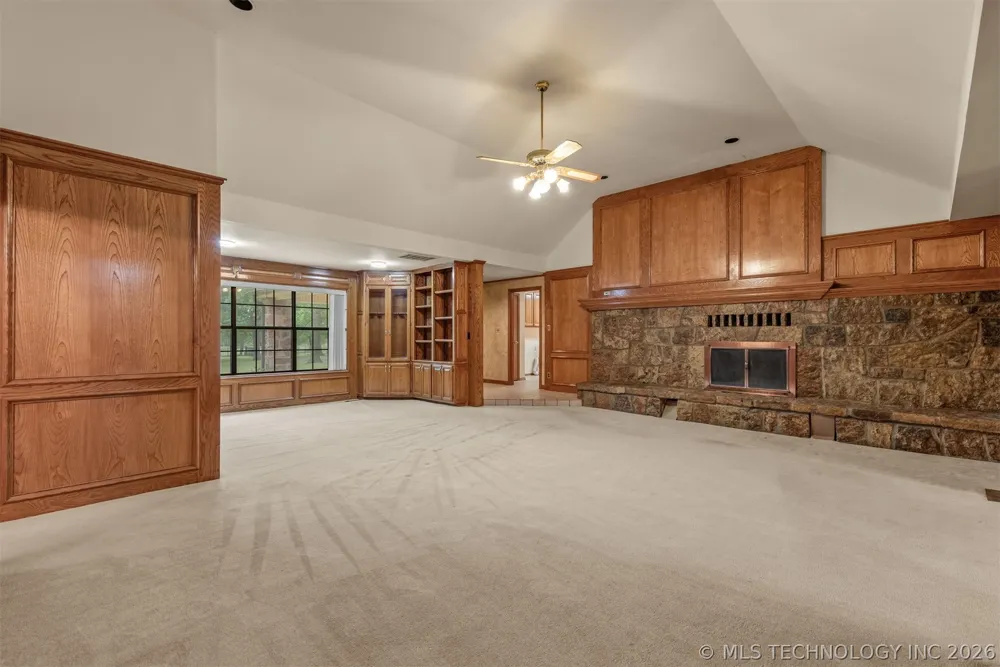 610 177th East Avenue Catoosa, OK 74015