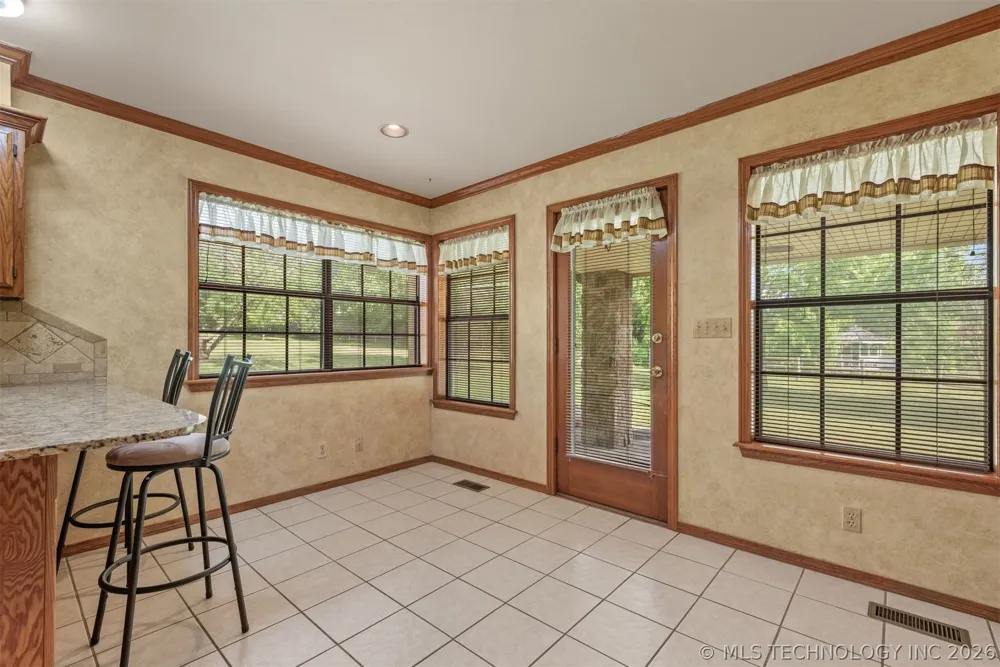 610 177th East Avenue Catoosa, OK 74015