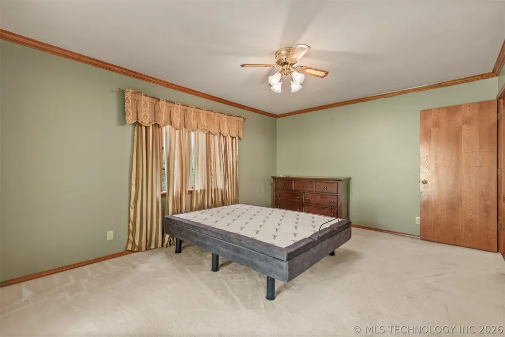 610 177th East Avenue Catoosa, OK 74015