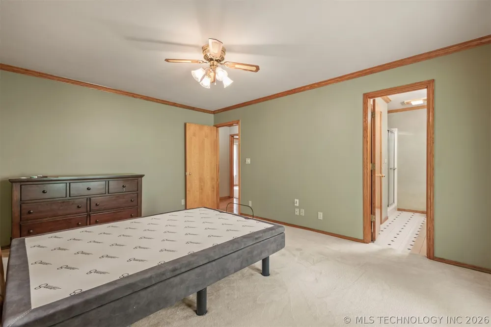 610 177th East Avenue Catoosa, OK 74015