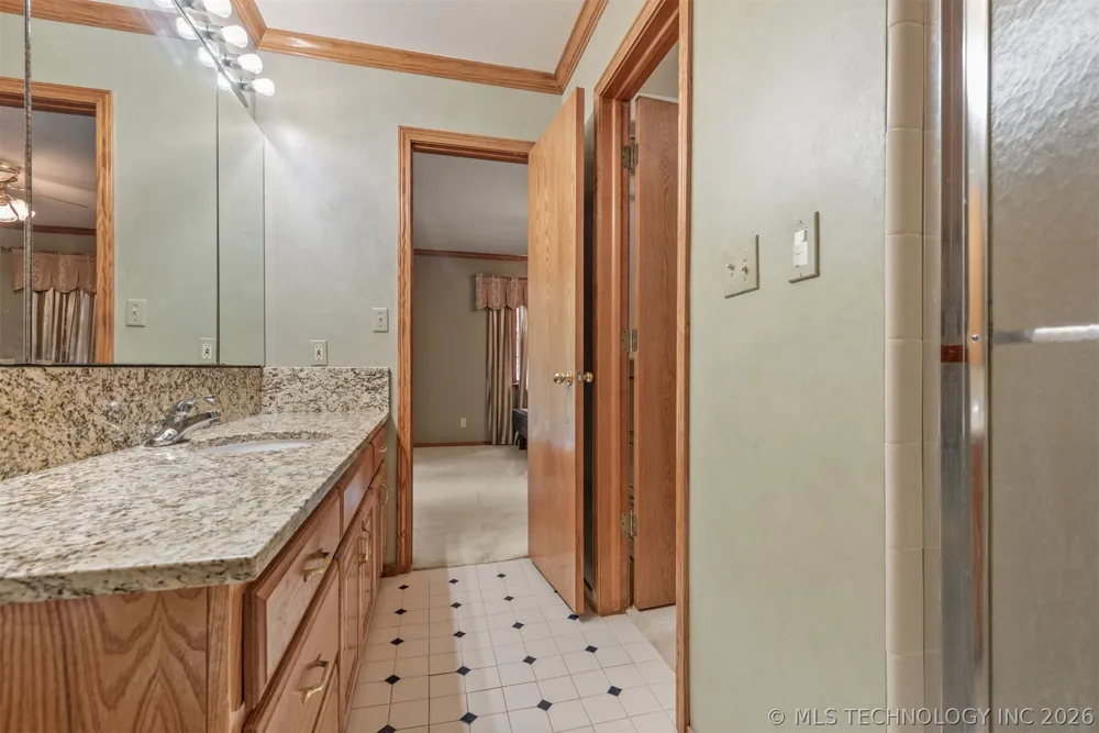 610 177th East Avenue Catoosa, OK 74015