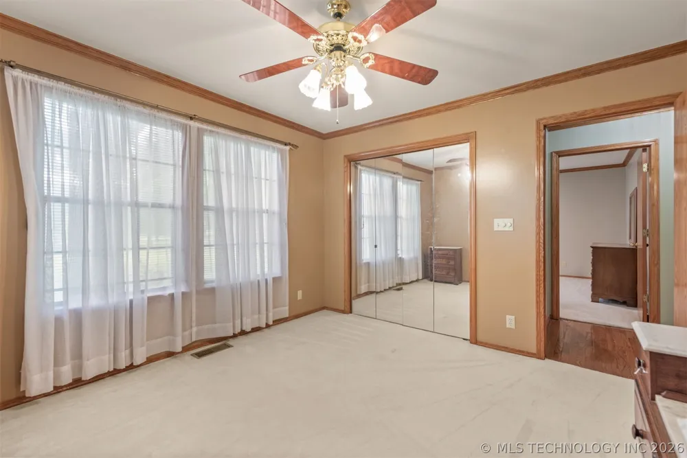 610 177th East Avenue Catoosa, OK 74015