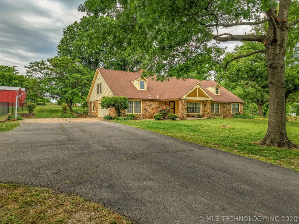 610 177th East Avenue Catoosa, OK 74015