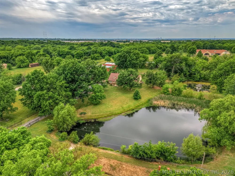 610 177th East Avenue Catoosa, OK 74015