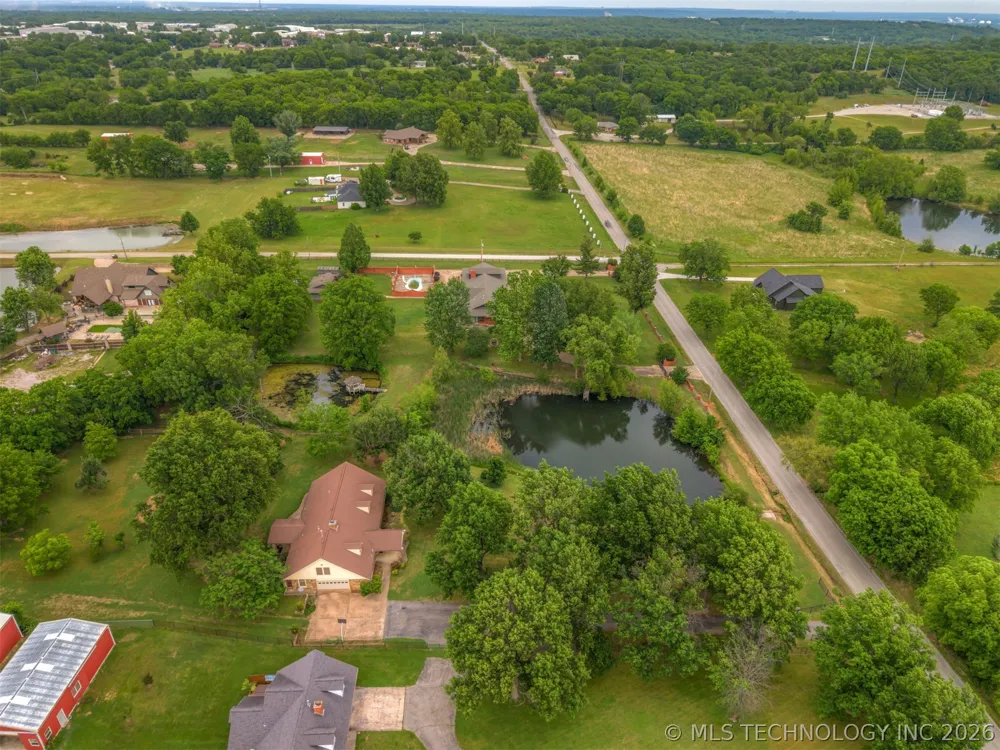 610 177th East Avenue Catoosa, OK 74015