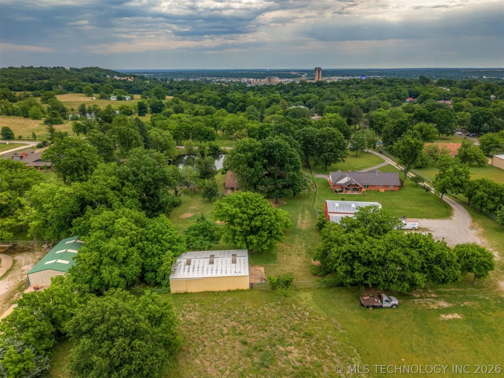 610 177th East Avenue Catoosa, OK 74015