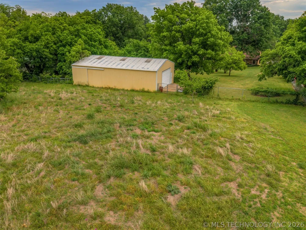 610 177th East Avenue Catoosa, OK 74015