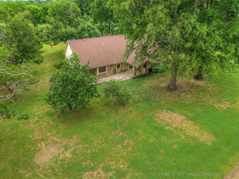 610 177th East Avenue Catoosa, OK 74015