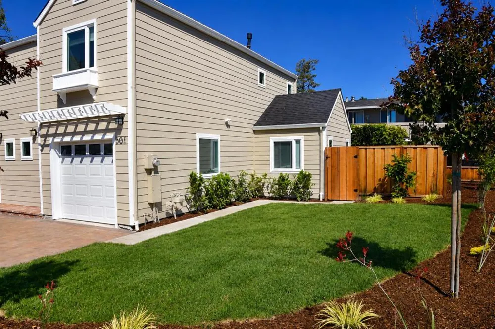 Pierce Road Menlo Park, CA 94025
