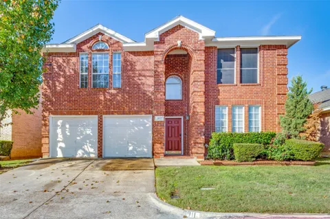 911 Harwood Court