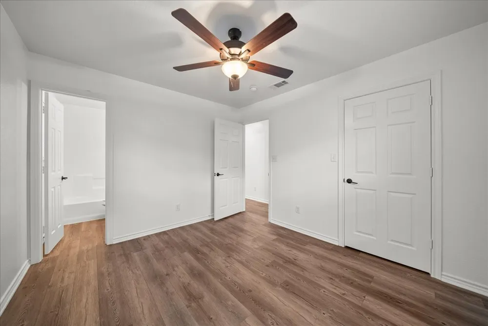 404 W Day Street Denison, TX 75020