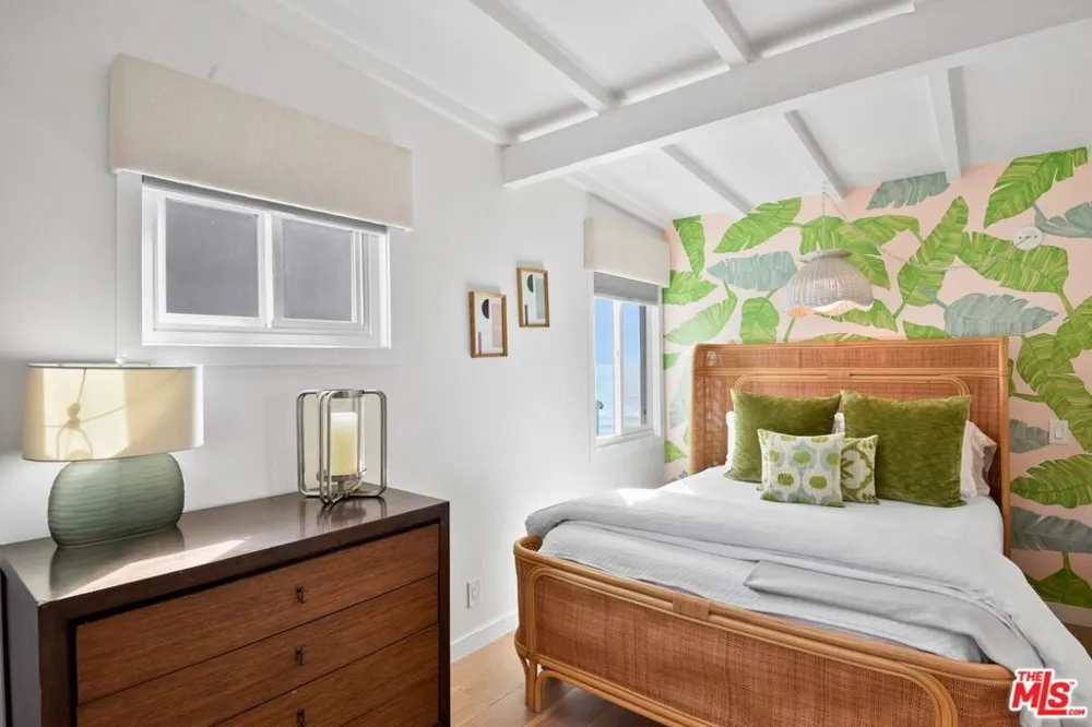 27208 Pacific Coast Highway Malibu, CA 90265