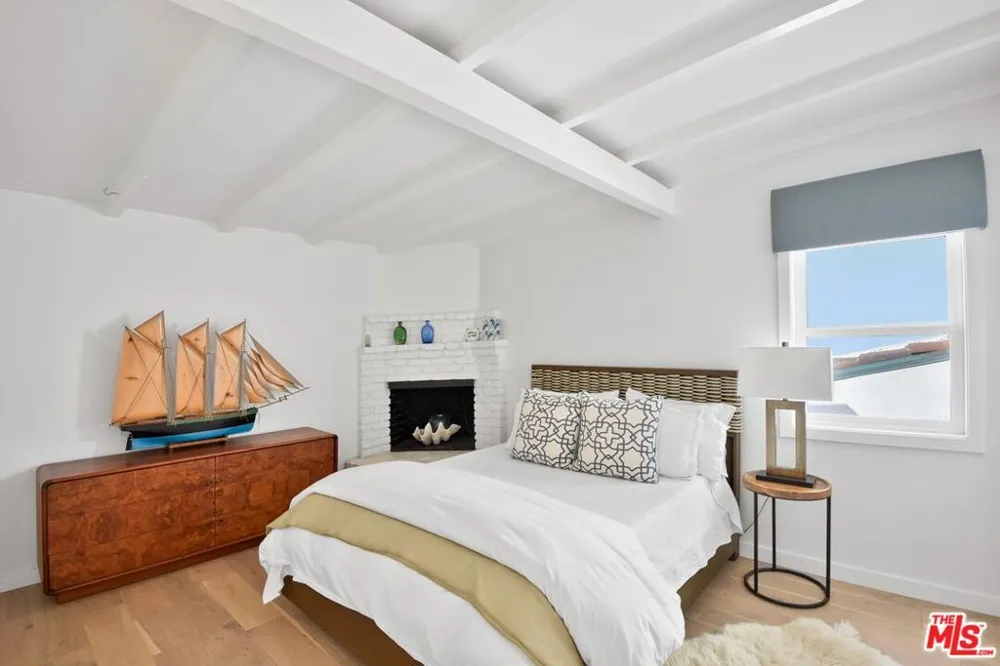 27208 Pacific Coast Highway Malibu, CA 90265