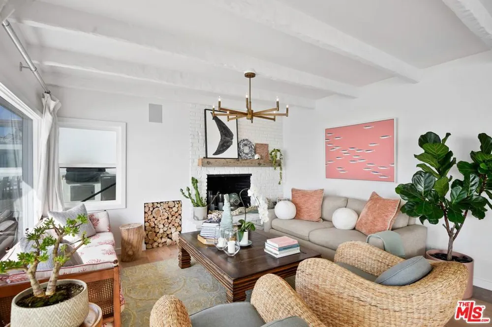 27208 Pacific Coast Highway Malibu, CA 90265