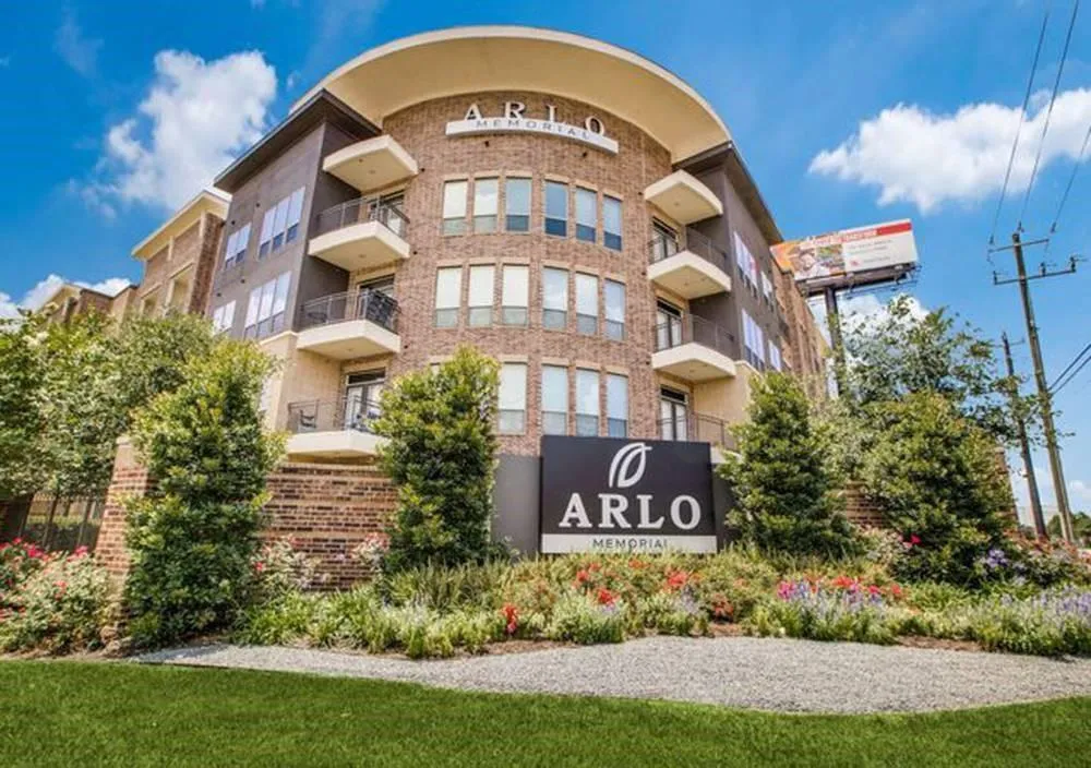 935 Wilcrest #2051 Houston, TX 77079