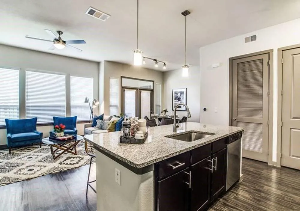 935 Wilcrest #2051 Houston, TX 77079