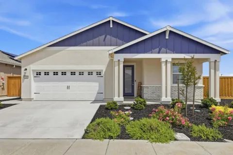 2210 Espana Lane