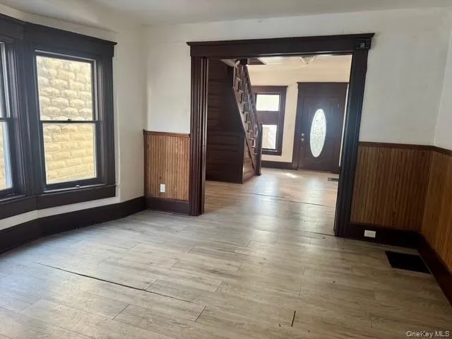 14 Smith Street Middletown, NY 10940