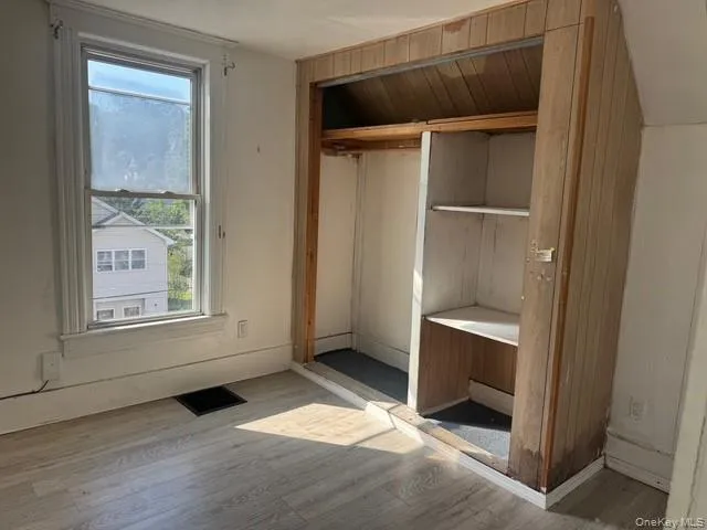 14 Smith Street Middletown, NY 10940