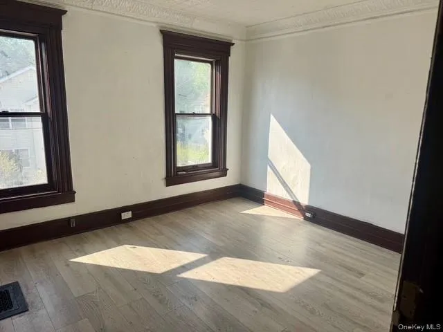14 Smith Street Middletown, NY 10940