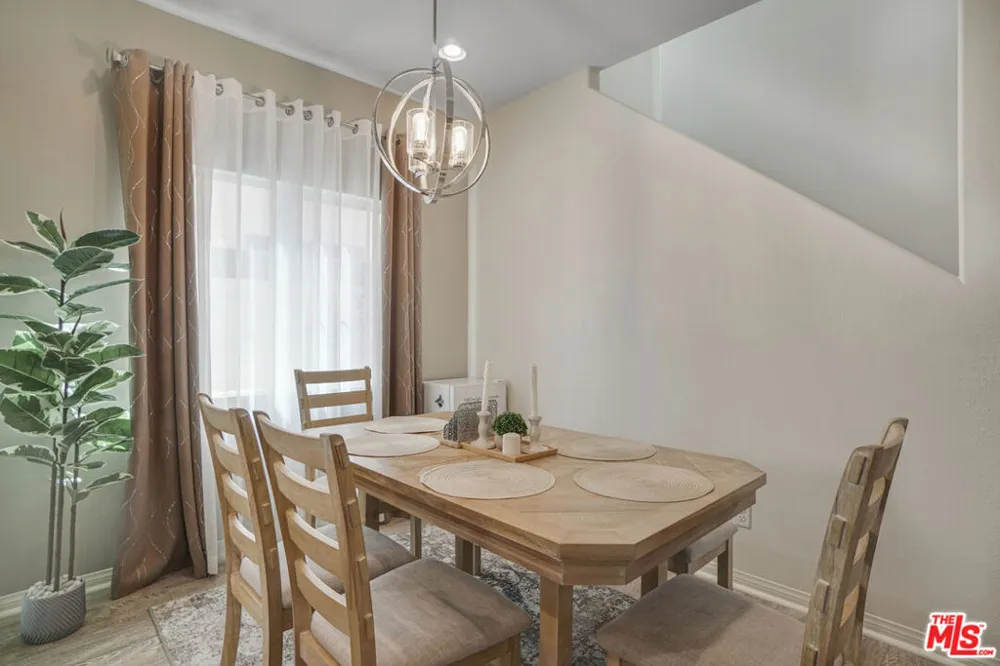 22755 Walnut Park Lane Newhall, CA 91321