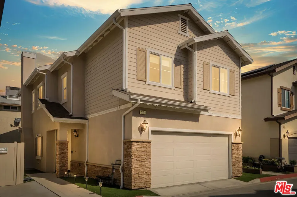 22755 Walnut Park Lane Newhall, CA 91321