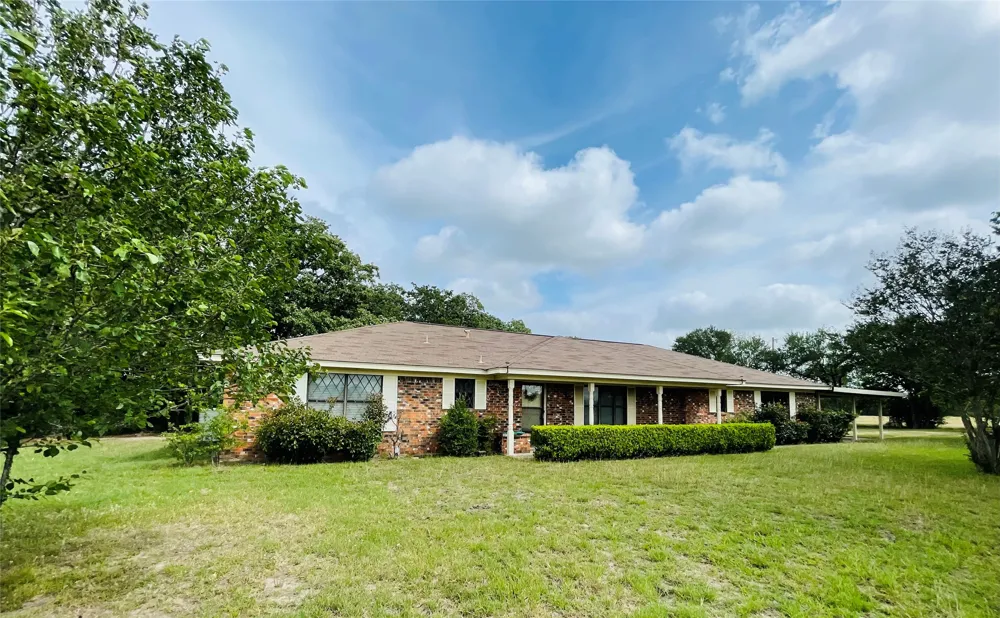11700 Fm 642 Purdon, TX 76679