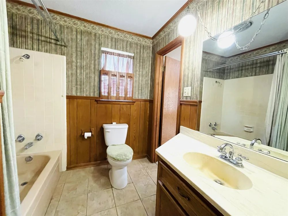 11700 Fm 642 Purdon, TX 76679
