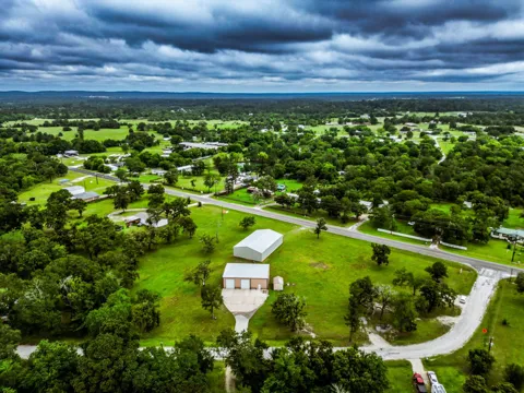 1827 State Highway 75