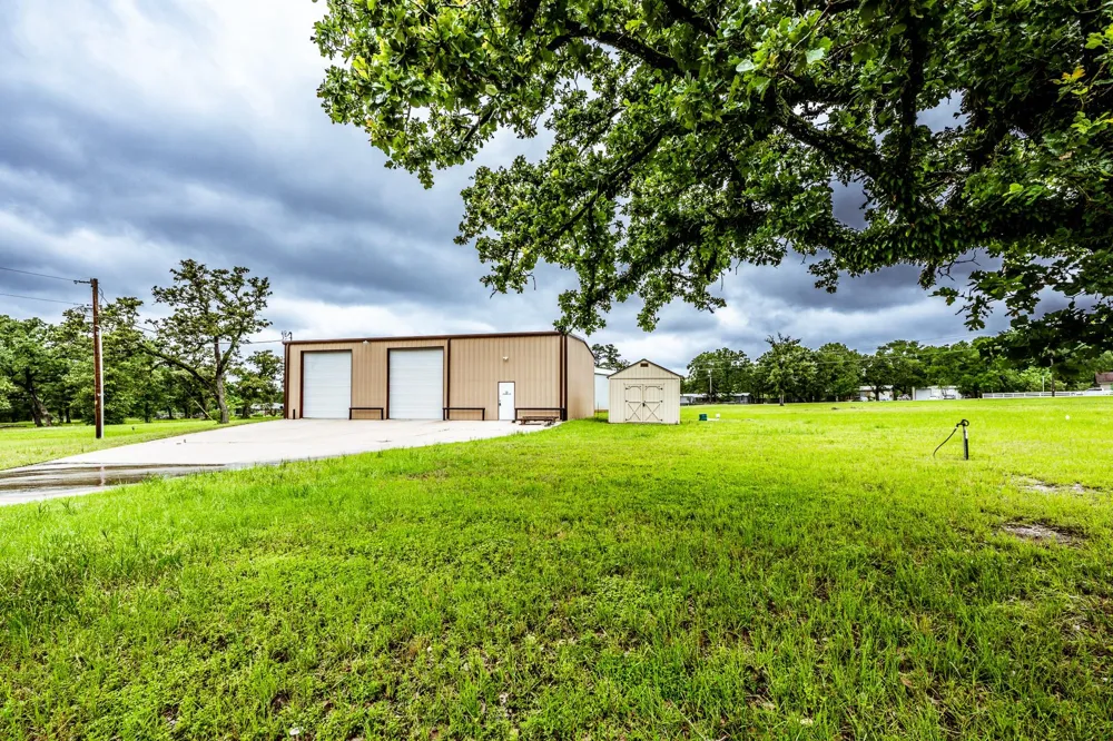 1827 State Highway 75 Huntsville, TX 77320