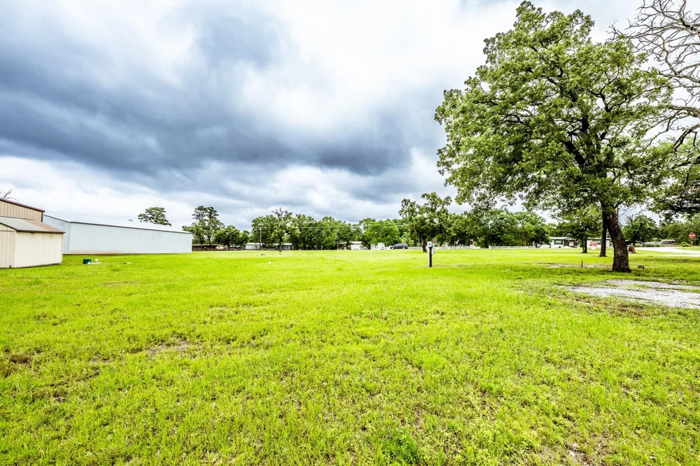 1827 State Highway 75 Huntsville, TX 77320
