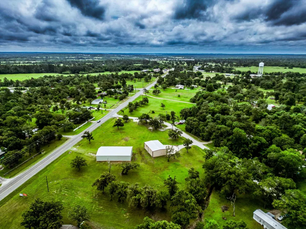 1827 State Highway 75 Huntsville, TX 77320