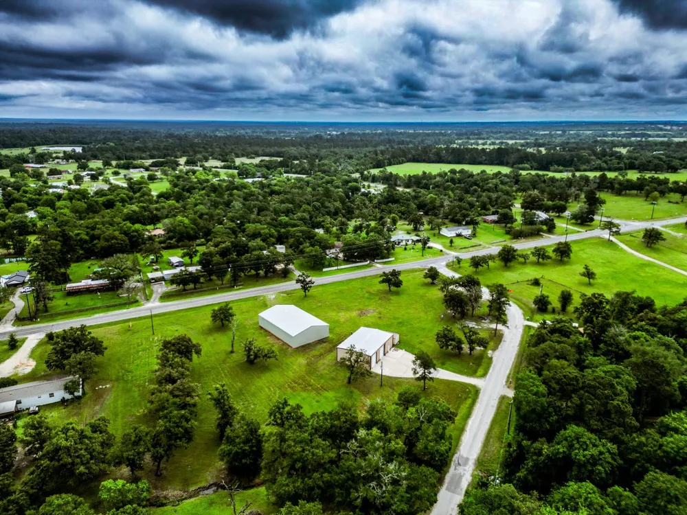 1827 State Highway 75 Huntsville, TX 77320