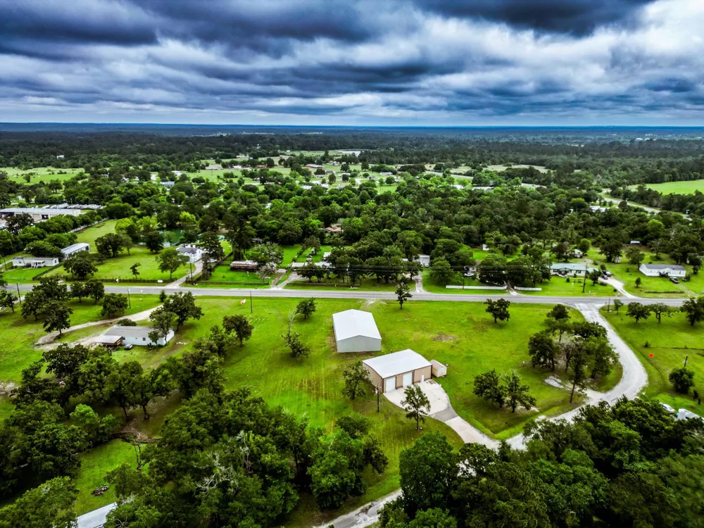 1827 State Highway 75 Huntsville, TX 77320