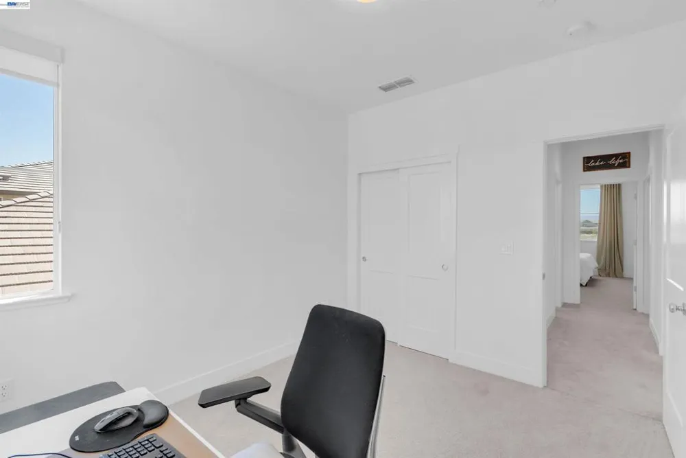 3098 Mulholland Dr Lathrop, CA 95330