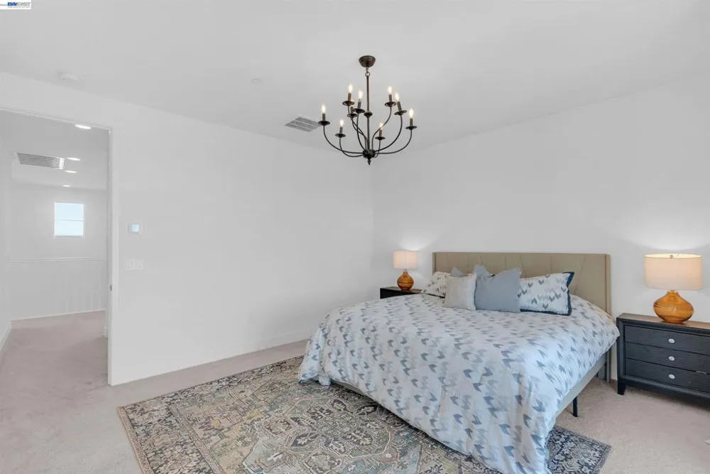 3098 Mulholland Dr Lathrop, CA 95330
