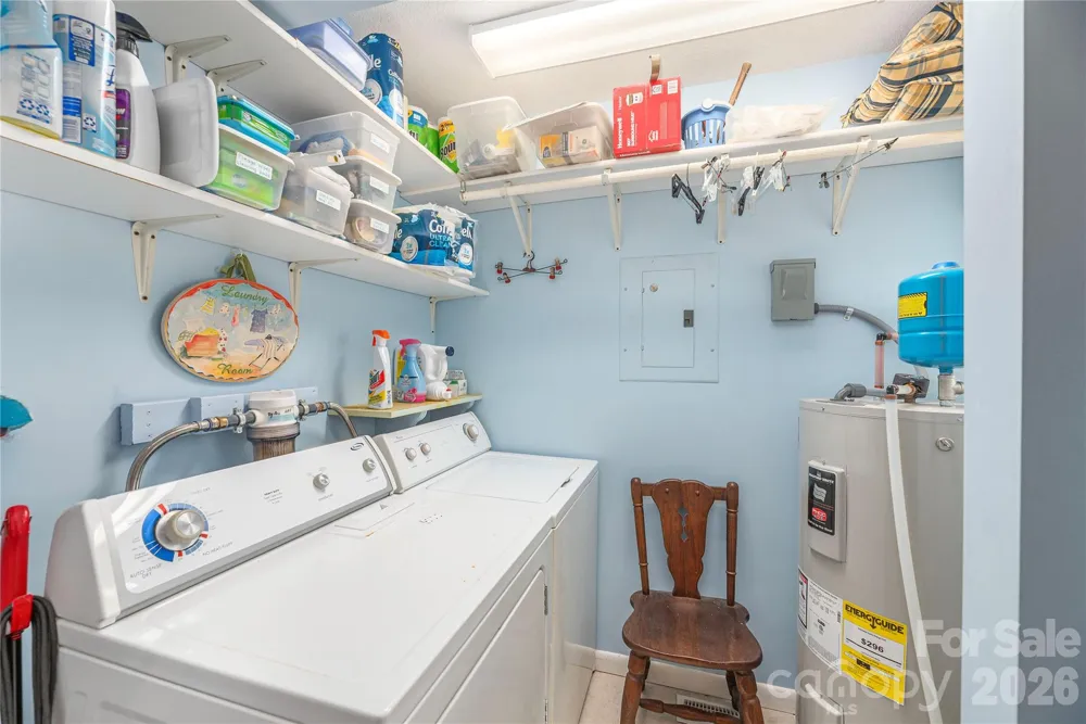 868 Cabin Flats Road Balsam, NC 28707