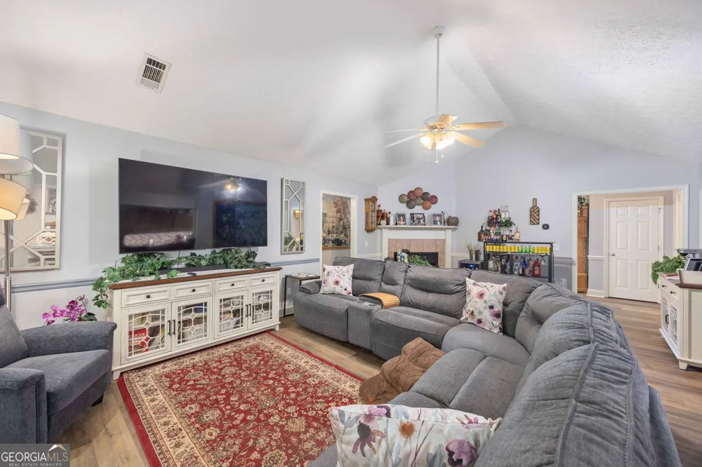 2083 Johnson Mill RD Hamilton, GA 31811
